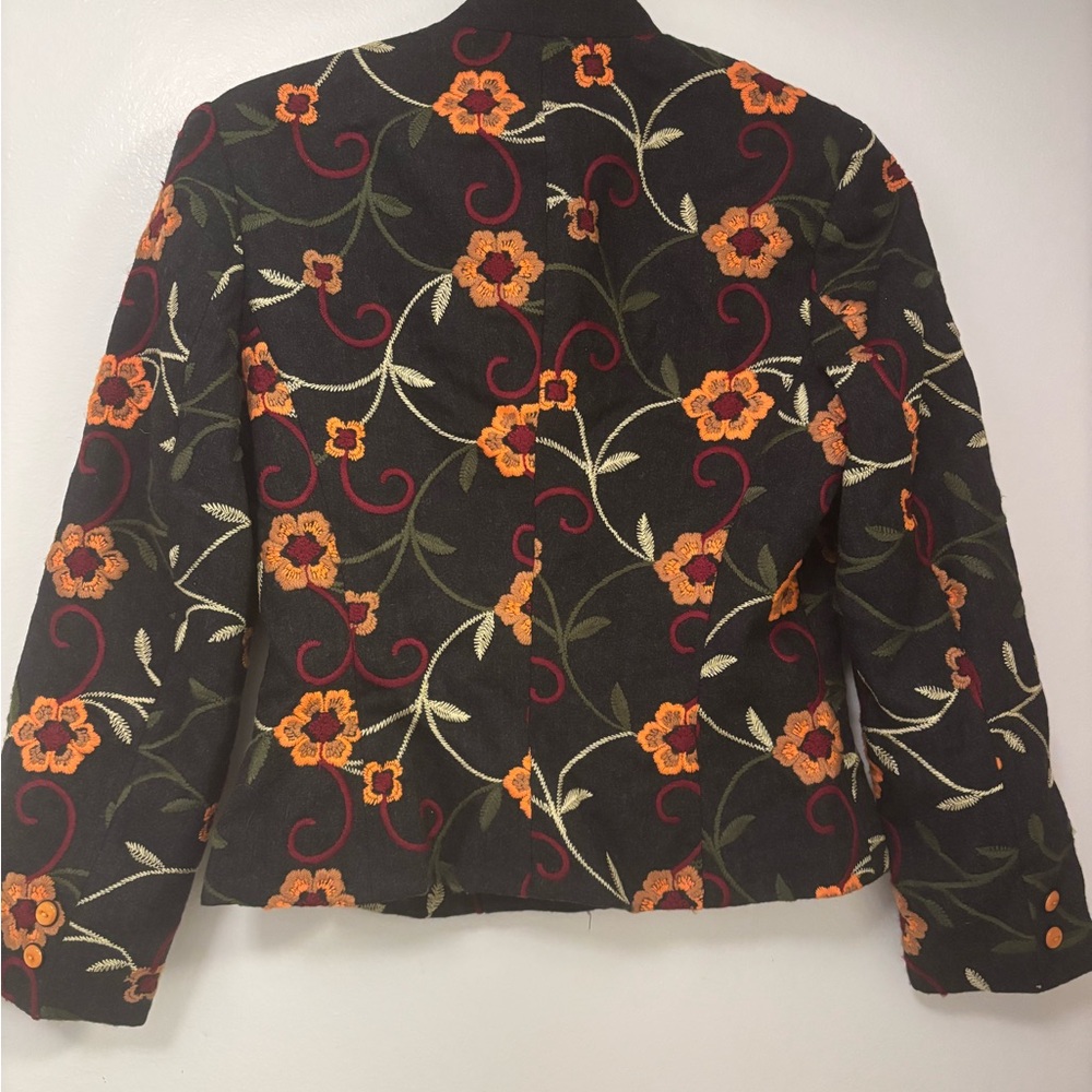 Women's wool blazer jacket Floral Embroidered Jacket - Boho vintage granny core - Picture 2 of 5